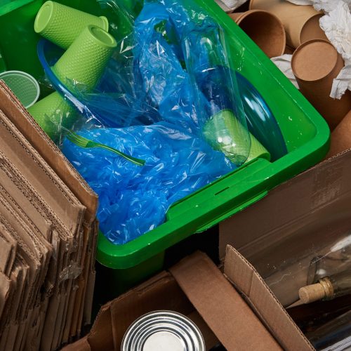 Recycler, donner, revendre : les 3 piliers d’un débarras éthique